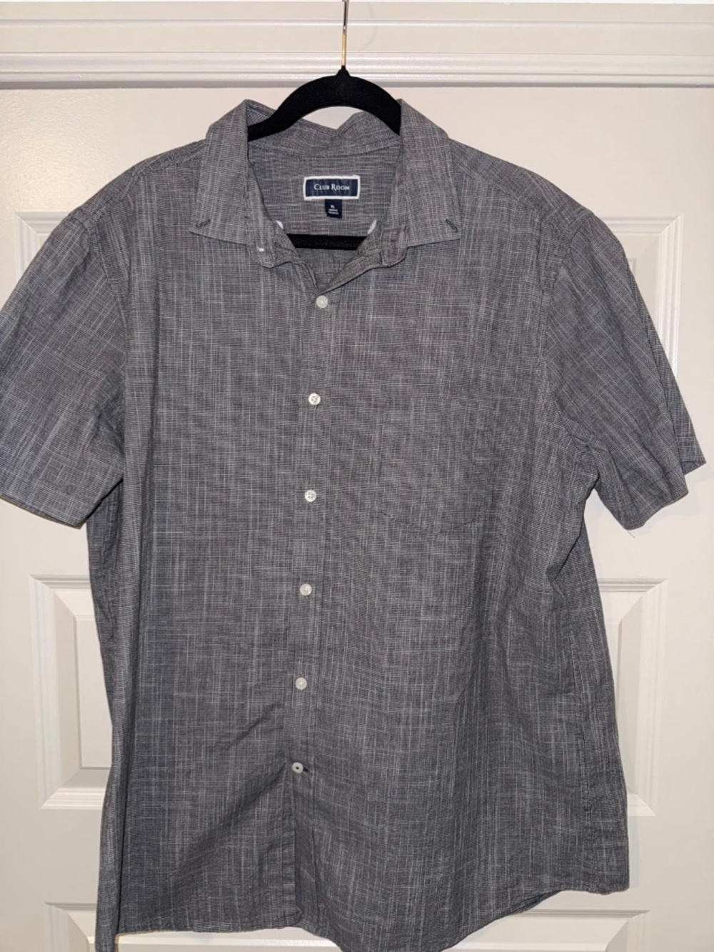 LIGHTLY USED CLUB ROOM - Gray XL Half-Sleeve Shirt